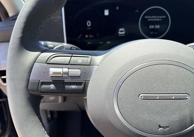 Hyundai Sonata Hybrid Limited FWD 2025 — side view
