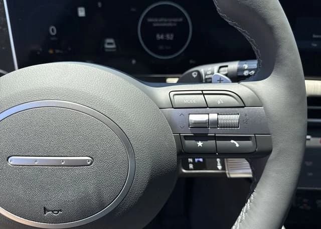 Hyundai Sonata Hybrid Limited FWD 2025 — side view