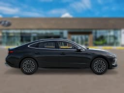 Hyundai Sonata Hybrid Limited FWD 2026 — side view