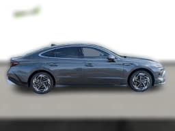 Hyundai Sonata SEL Sport FWD 2026 — side view