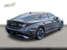 Hyundai Sonata SEL Sport FWD 2026 — side view