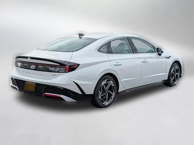 Hyundai Sonata SEL Sport AWD 2026 — side view