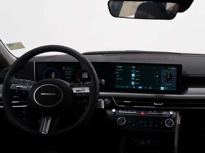 Hyundai Sonata SEL Sport FWD 2026 — side view