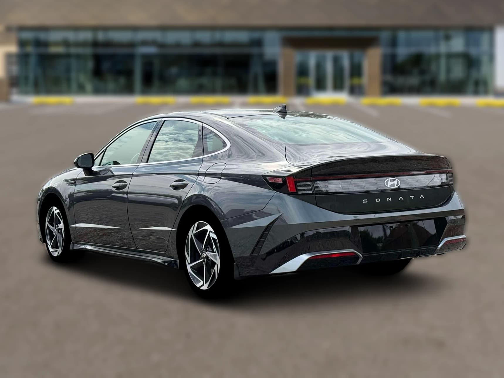 Hyundai Sonata SEL Sport FWD 2026 — side view