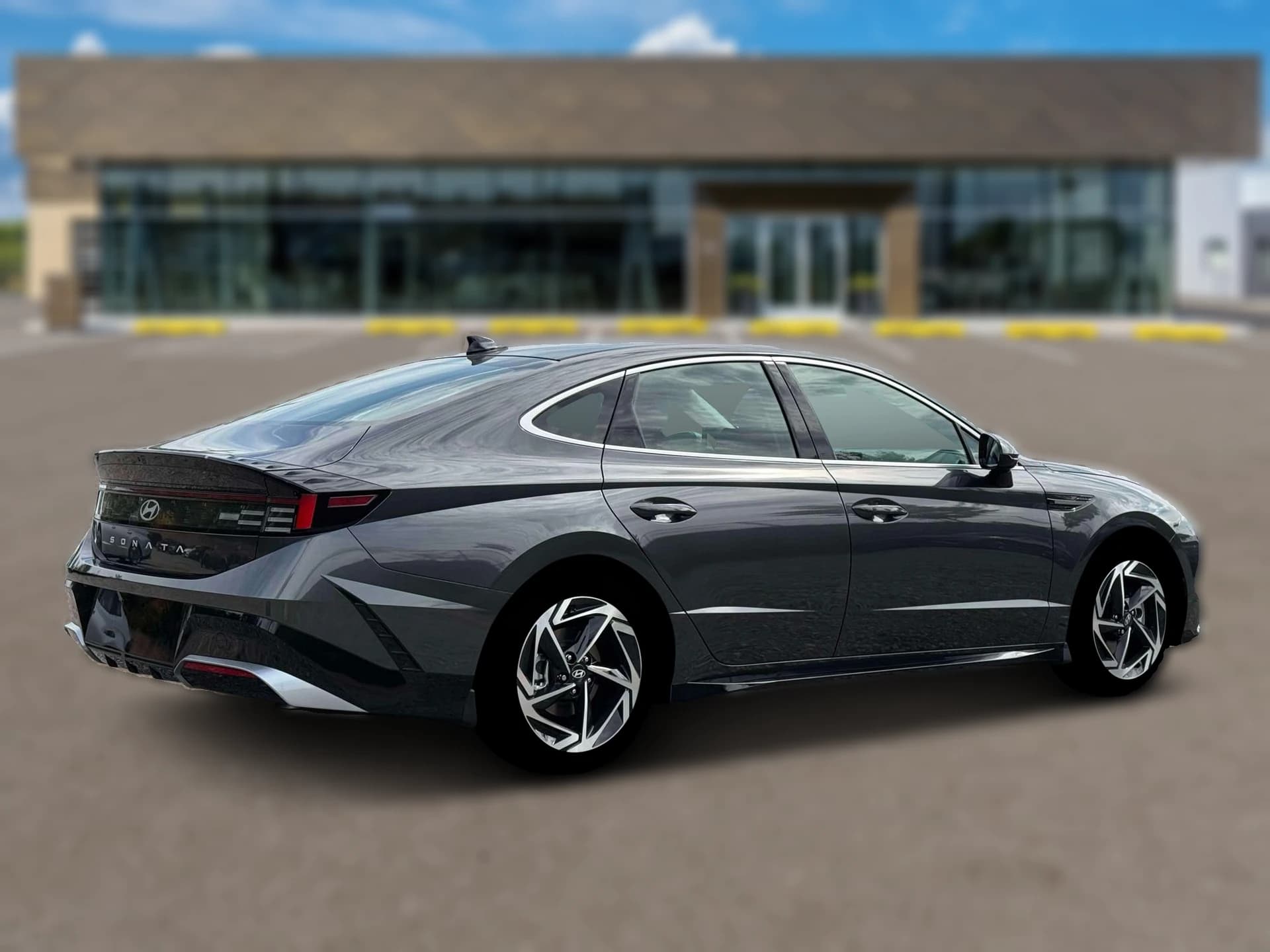 Hyundai Sonata SEL Sport FWD 2026 — side view
