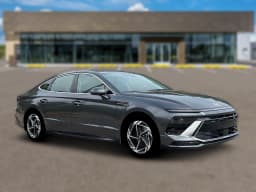 Hyundai Sonata SEL Sport FWD 2026 — side view