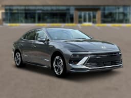 Hyundai Sonata SEL Sport FWD 2026 — side view