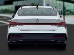 Hyundai Elantra SE Sedan 2026 — side view