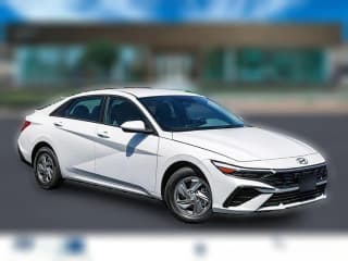 Hyundai Elantra SE IVT