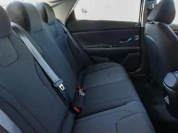 Hyundai Elantra SE IVT 2026 — side view