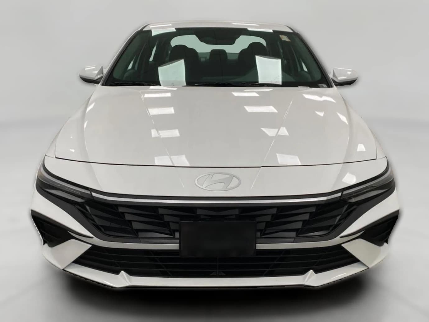 Hyundai Elantra SE Sedan 2026 — side view