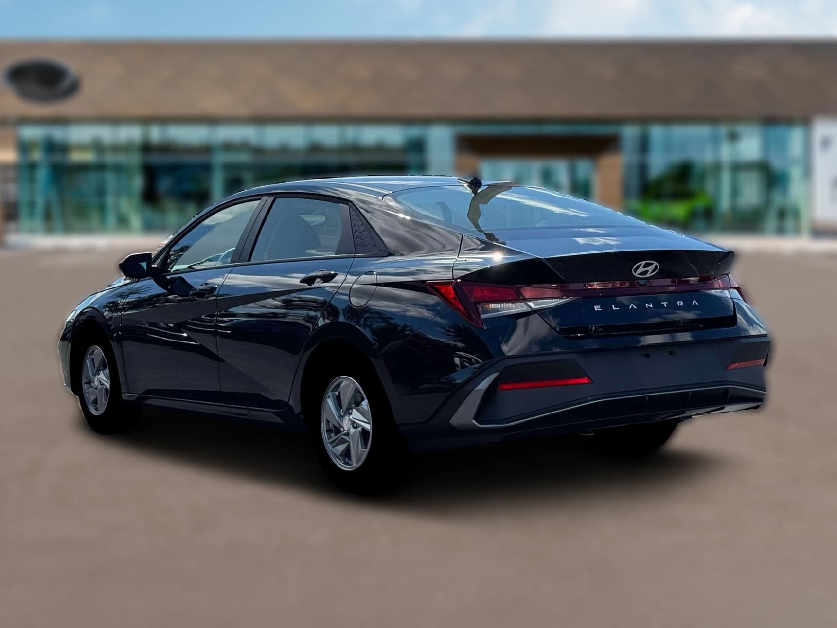 Hyundai Elantra SE Sedan 2026 — side view