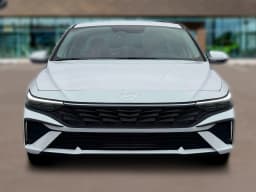 Hyundai Elantra SE Sedan 2026 — side view