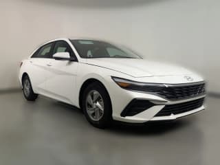 Hyundai Elantra SE IVT