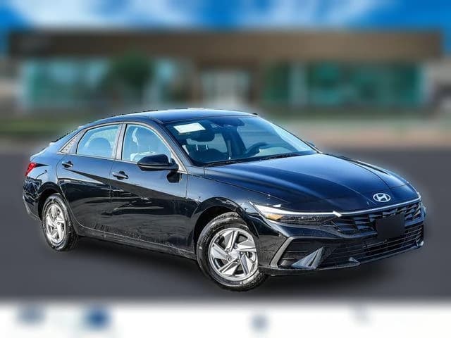 Hyundai Elantra SE Sedan 2026 — side view
