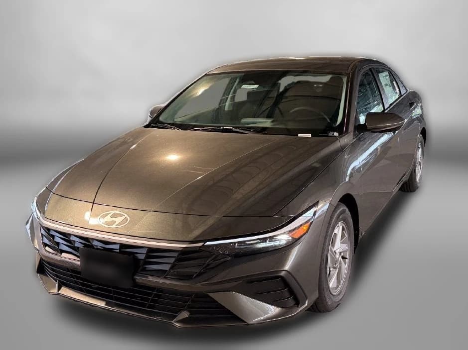 Hyundai Elantra SE Sedan 2026 — side view