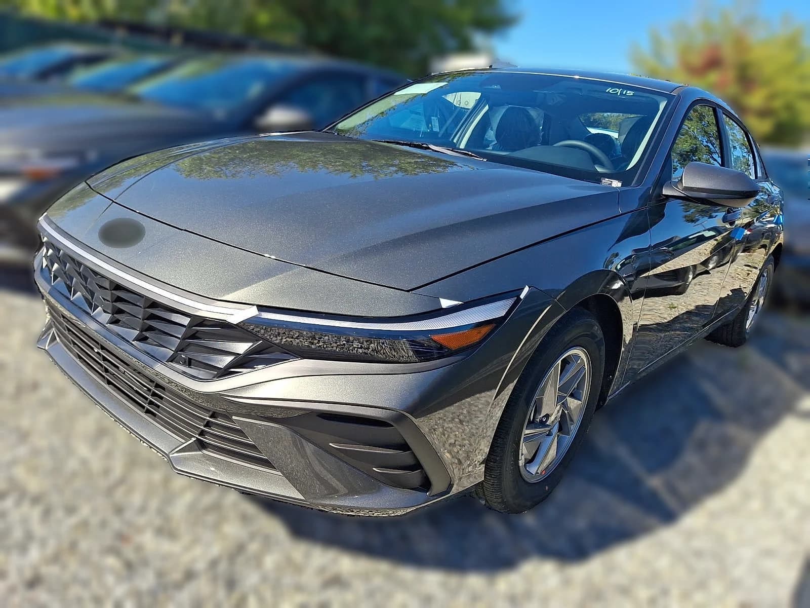 Hyundai Elantra SE Sedan 2026 — side view