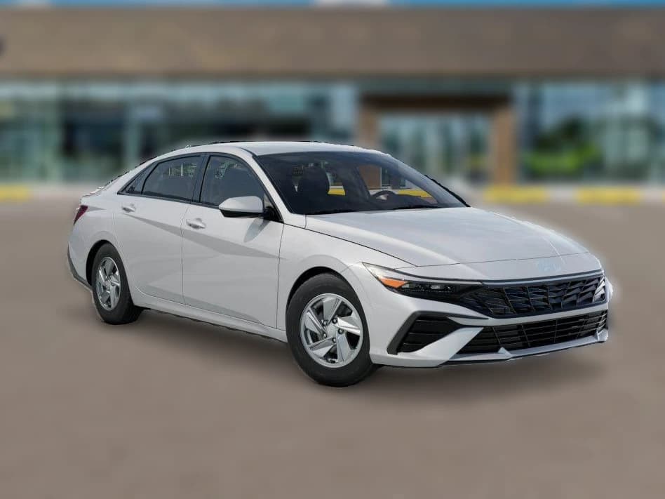 Hyundai Elantra SE Sedan 2026 — side view