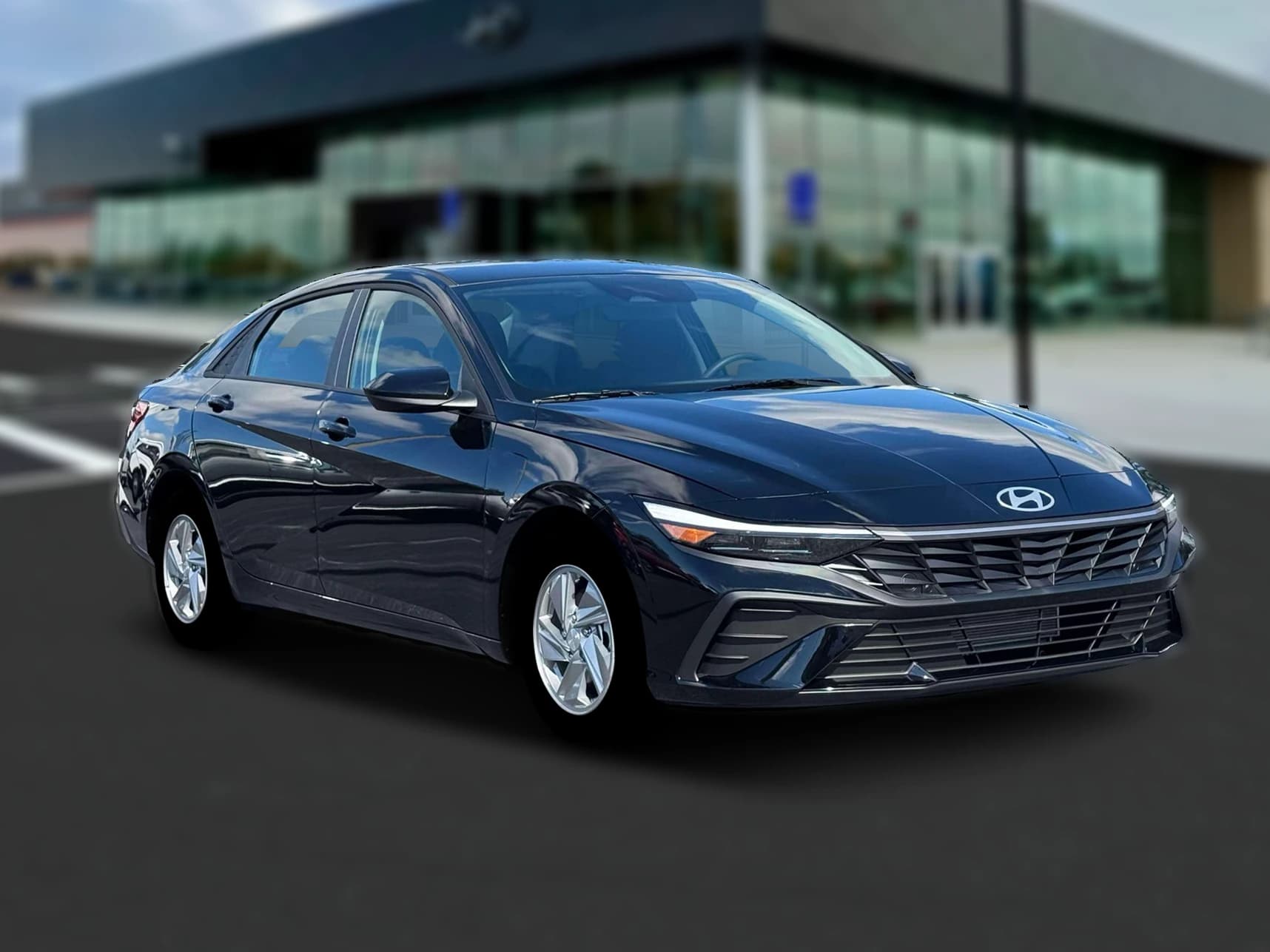Hyundai Elantra SE Sedan 2026 — side view