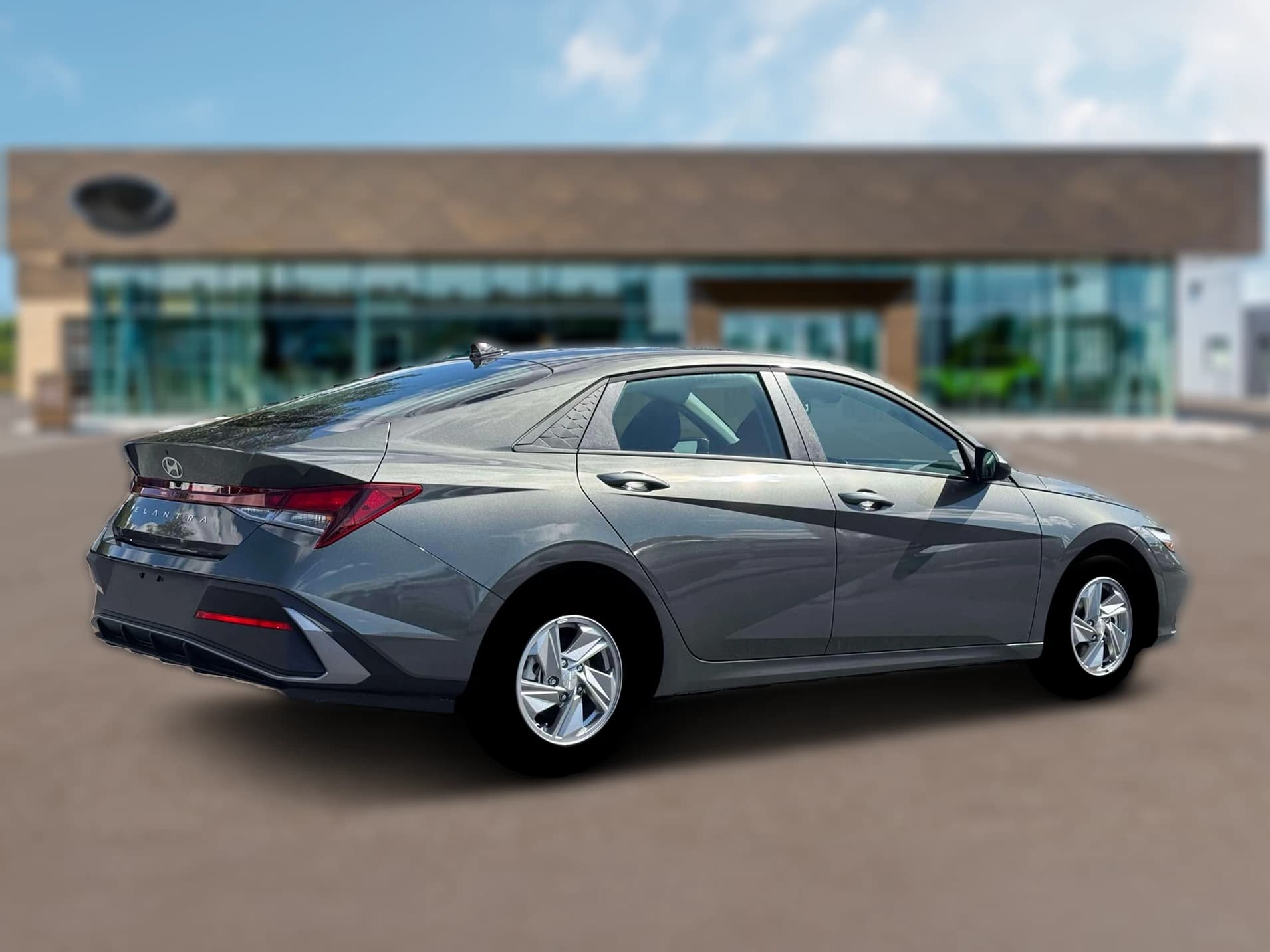 Hyundai Elantra SE Sedan 2026 — side view