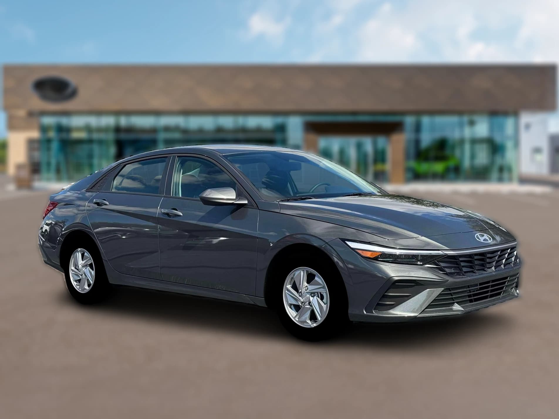 Hyundai Elantra SE Sedan 2026 — side view