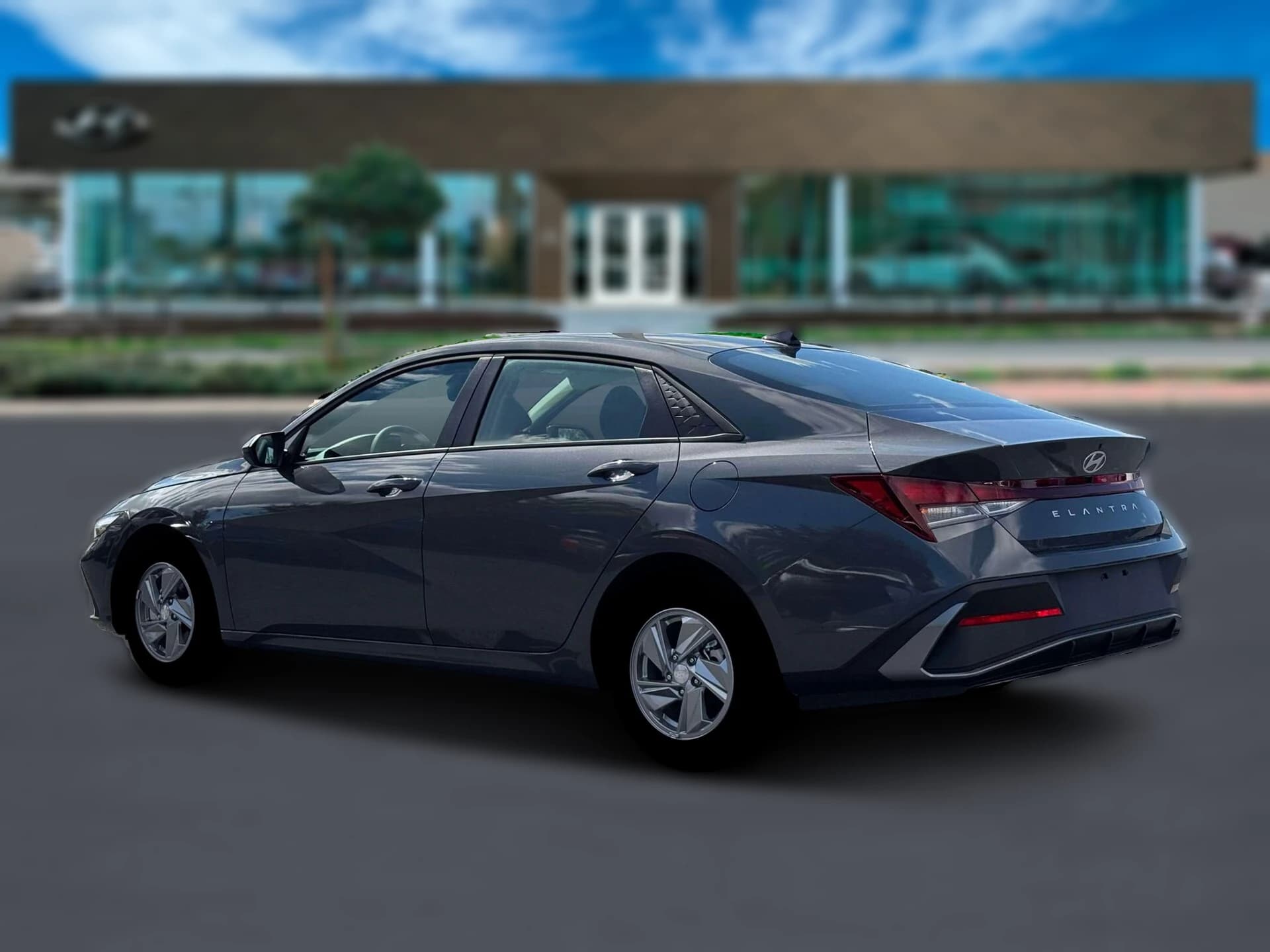 Hyundai Elantra SE Sedan 2026 — side view