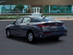 Hyundai Elantra SE Sedan 2026 — side view