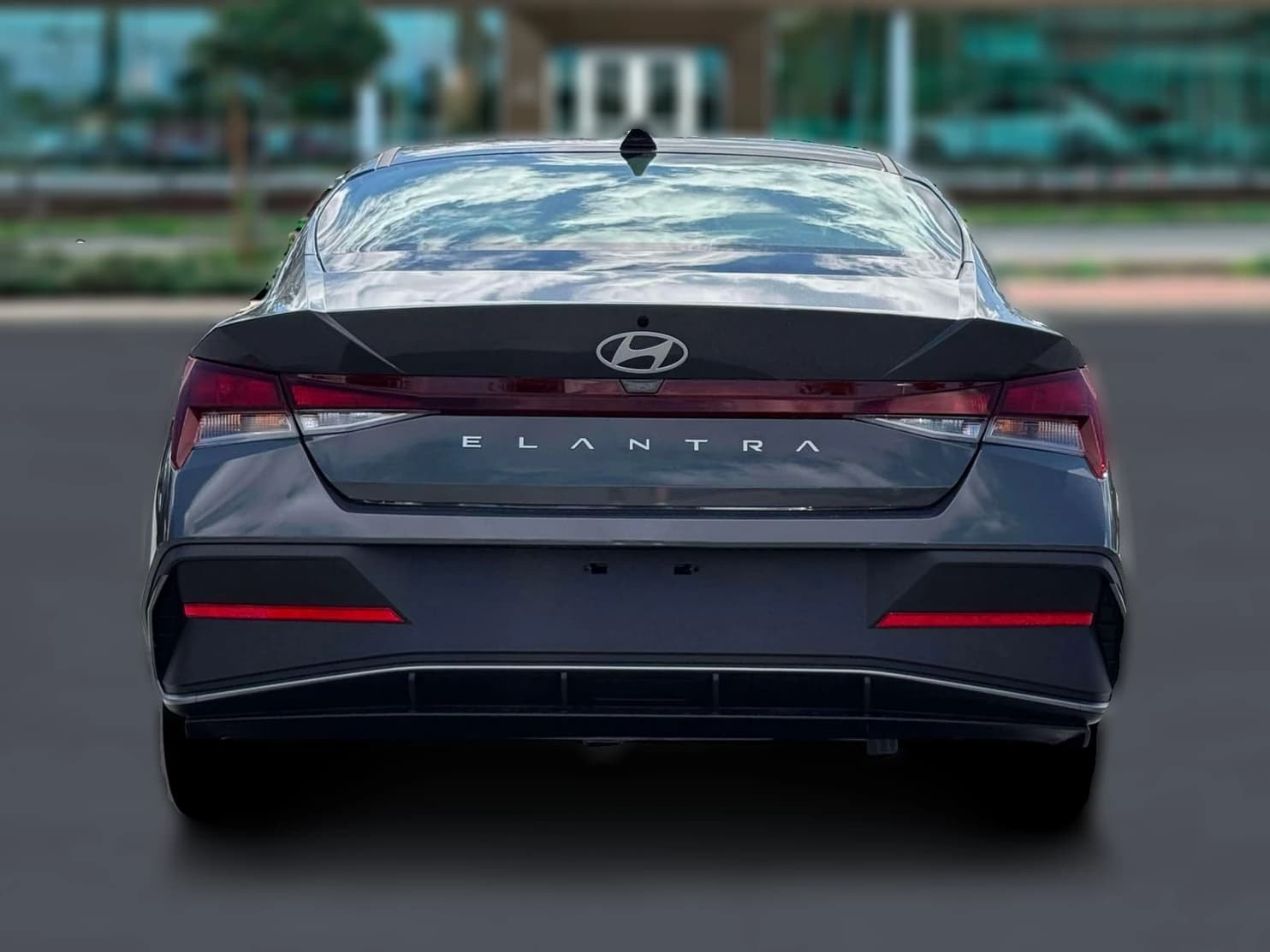 Hyundai Elantra SE Sedan 2026 — side view