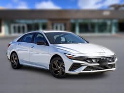 Hyundai Elantra SEL Sport Sedan 2026 — side view