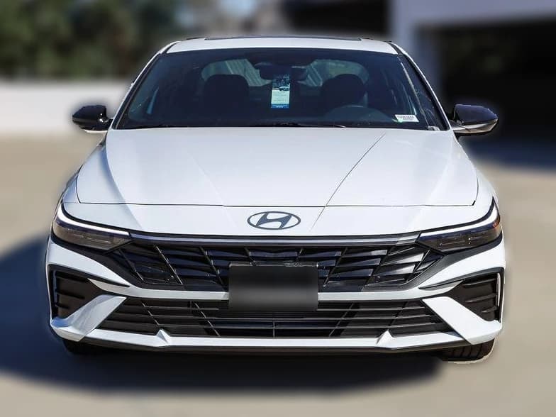 Hyundai Elantra SEL Sport Sedan 2026 — side view