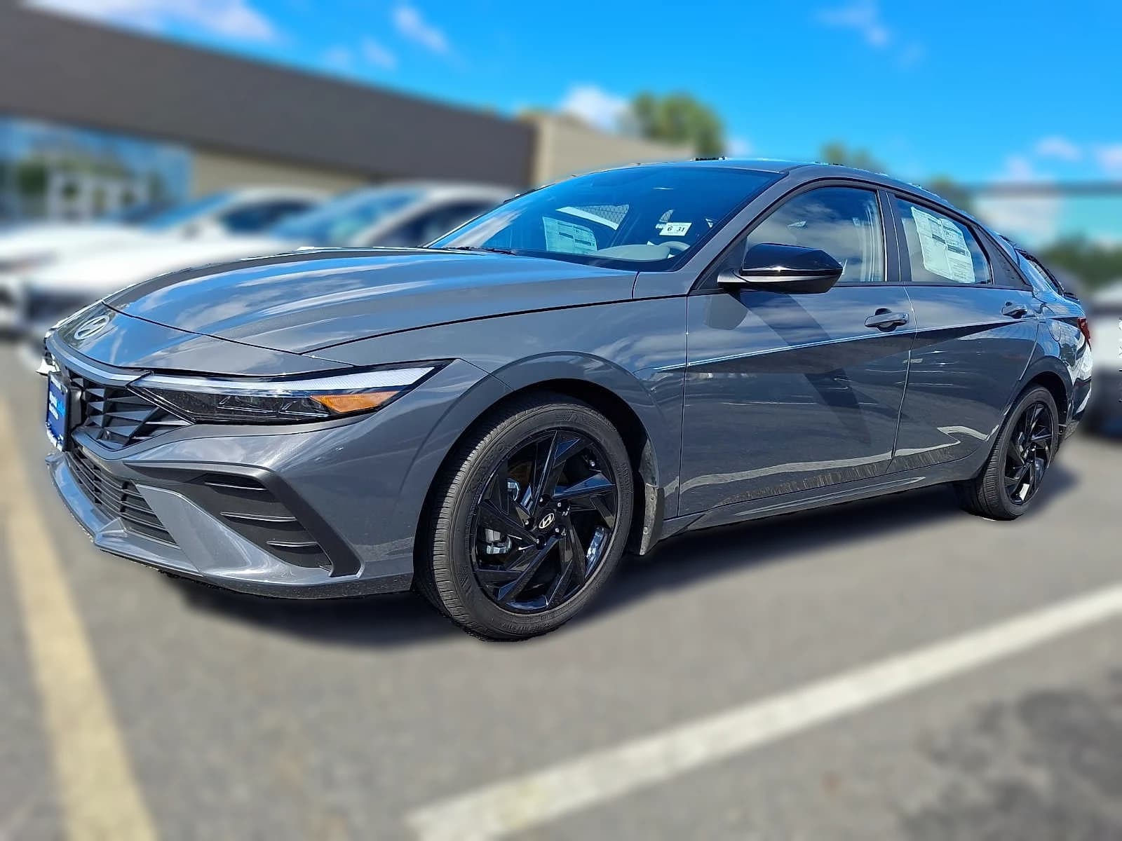 Hyundai Elantra SEL Sport IVT 2026 — side view