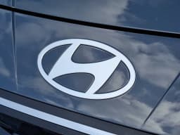 Hyundai Elantra SEL Sport IVT 2026 — side view