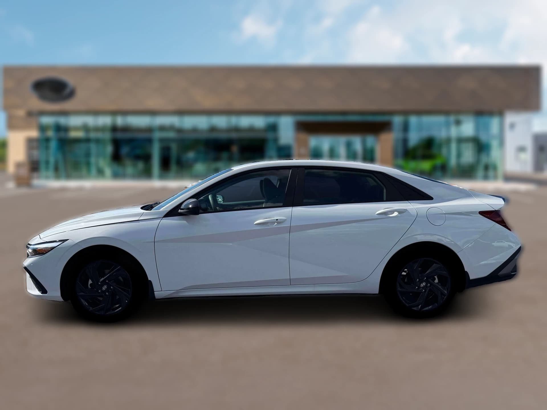 Hyundai Elantra SEL Sport Plus Sedan 2026 — side view