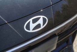 Hyundai Elantra SEL Sport IVT 2026 — side view
