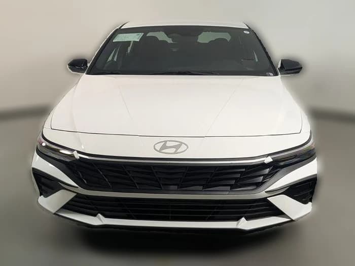 Hyundai Elantra SEL Sport IVT 2026 — side view