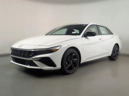 Hyundai Elantra SEL Sport IVT 2026 — side view