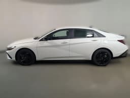 Hyundai Elantra SEL Sport IVT 2026 — side view