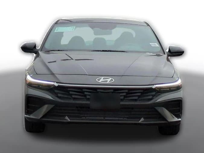 Hyundai Elantra SEL Sport Sedan 2026 — side view