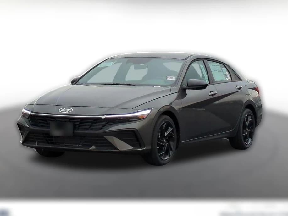Hyundai Elantra SEL Sport Sedan 2026 — side view