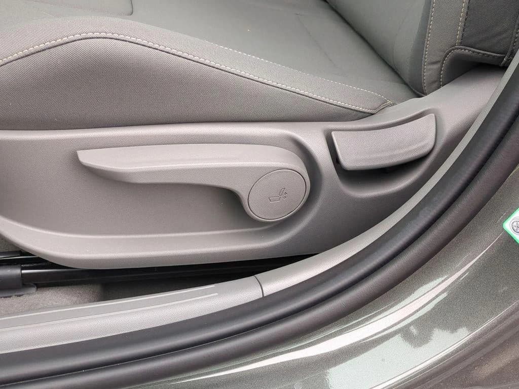 Hyundai Elantra SEL Sport Sedan 2026 — side view
