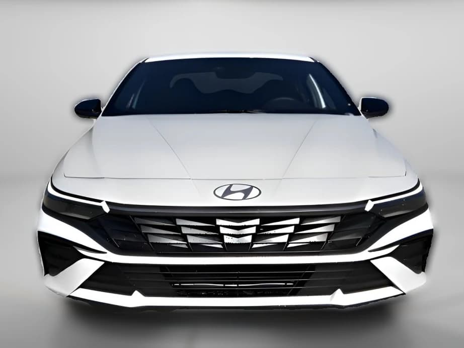 Hyundai Elantra SEL Sport Sedan 2026 — side view