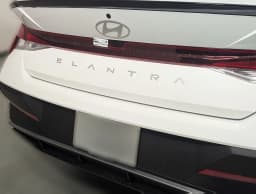 Hyundai Elantra SEL Sport IVT 2026 — side view