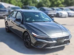 Hyundai Elantra SEL Sport Plus Sedan 2026 — side view