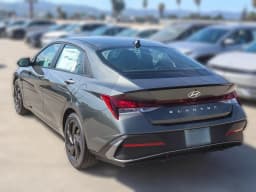 Hyundai Elantra SEL Sport Plus Sedan 2026 — side view