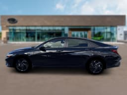 Hyundai Elantra SEL Sport Sedan 2026 — side view