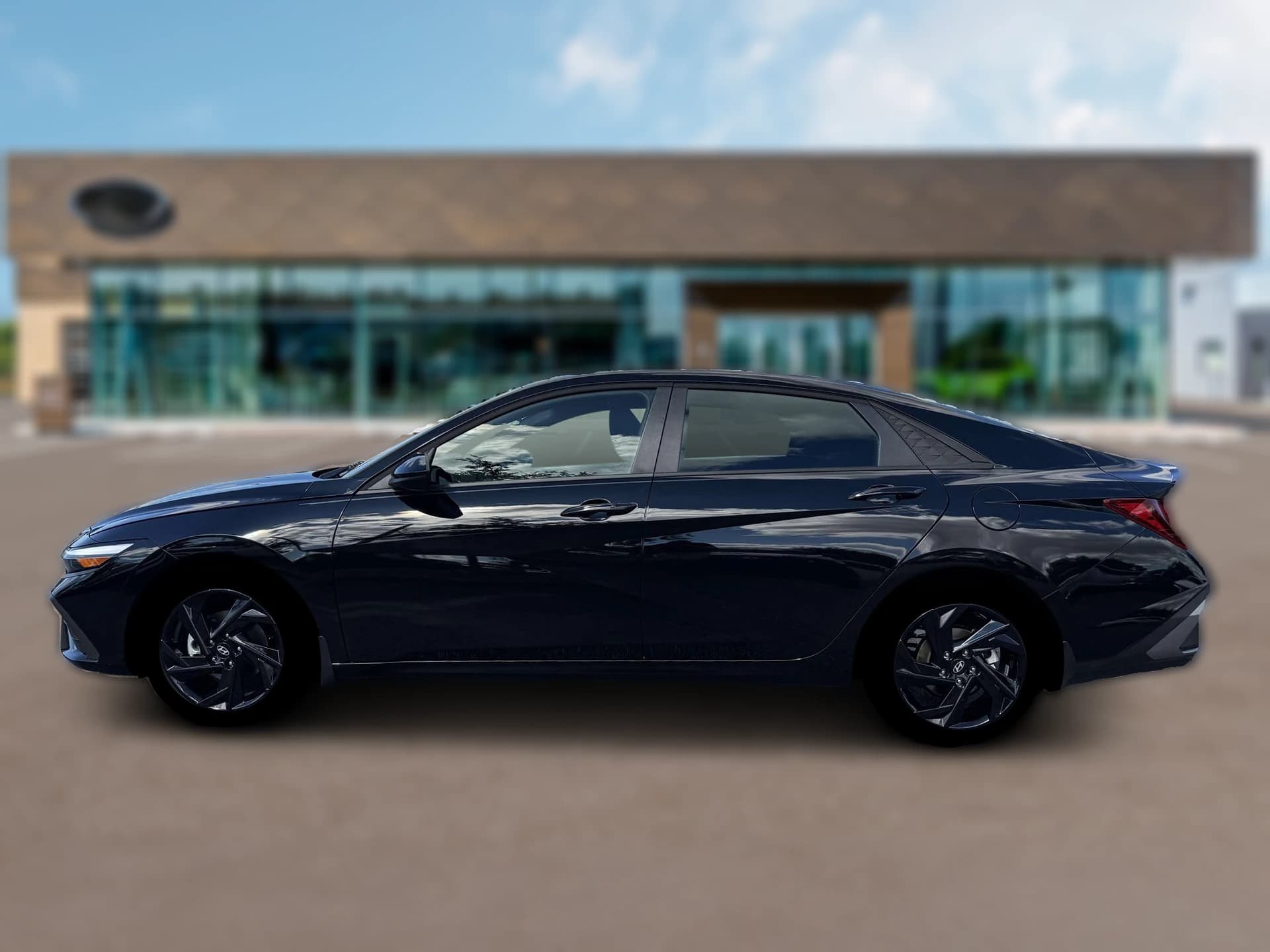 Hyundai Elantra SEL Sport Sedan 2026 — side view