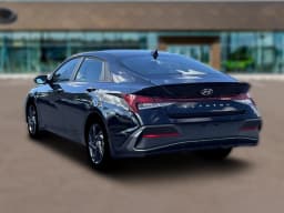 Hyundai Elantra SEL Sport Sedan 2026 — side view