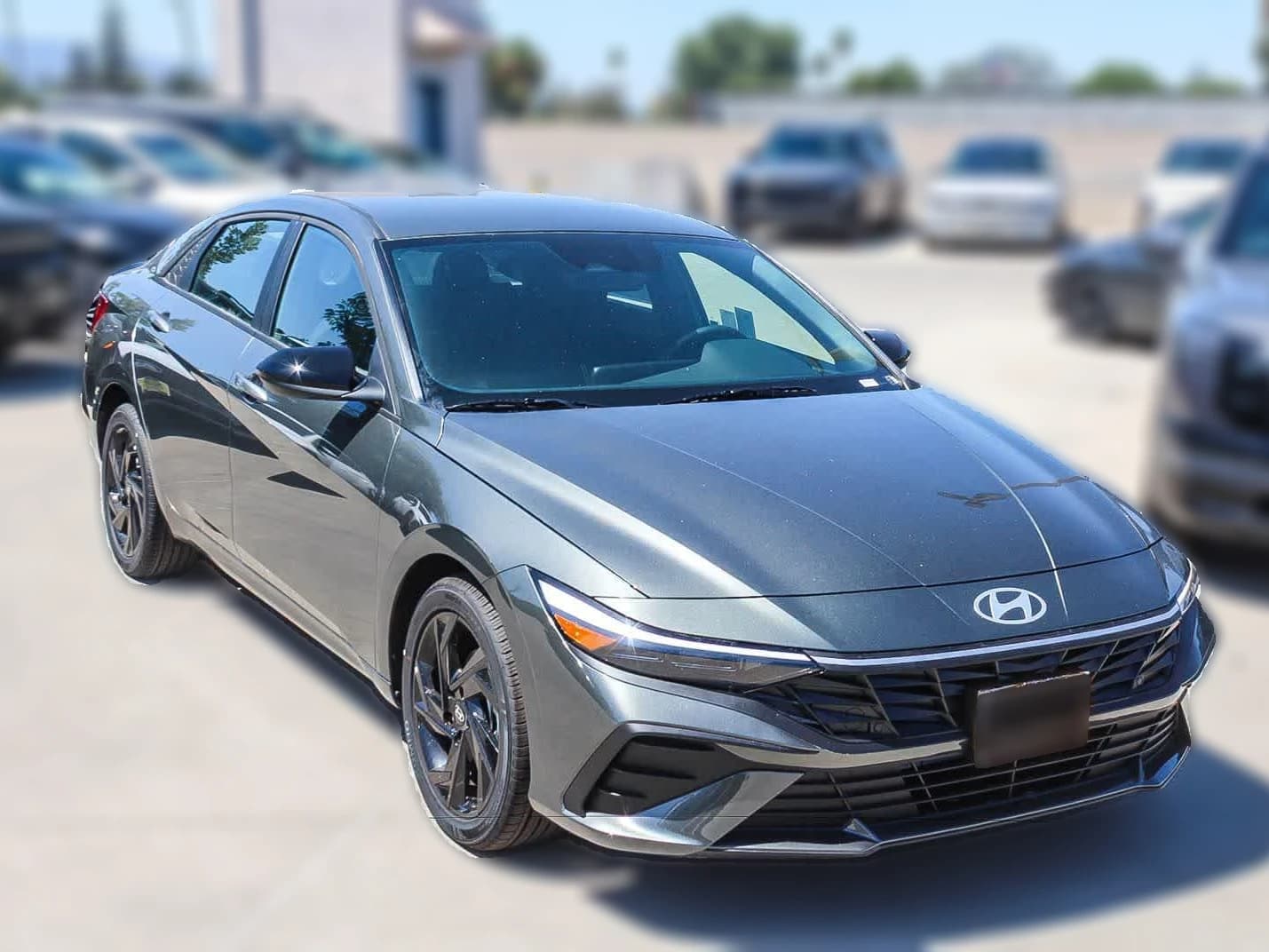 Hyundai Elantra SEL Sport Sedan 2026 — side view