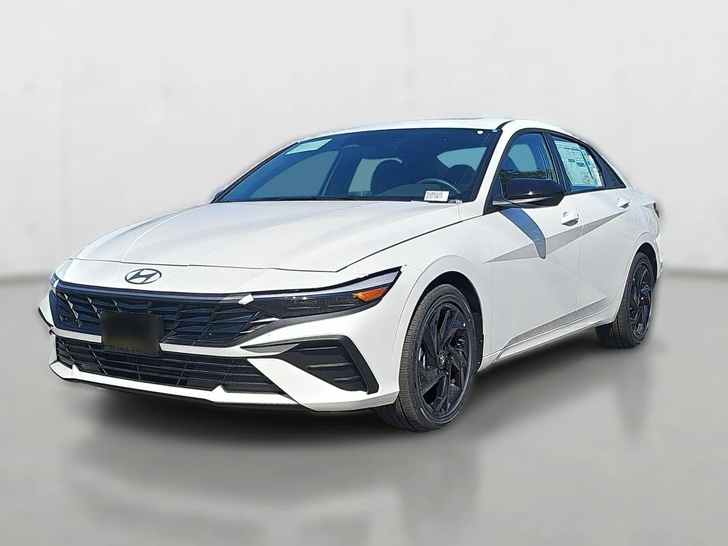 Hyundai Elantra SEL Sport Plus Sedan 2026 — side view
