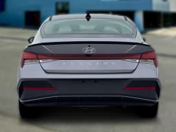 Hyundai Elantra SEL Sport IVT 2026 — side view